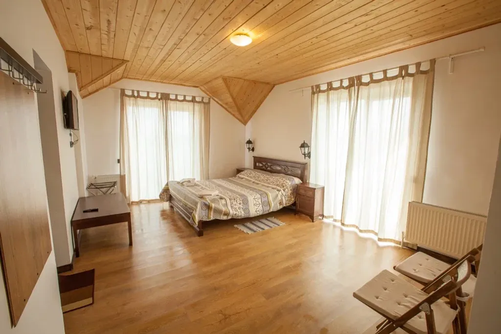 Уютный коттедж на 14 человек