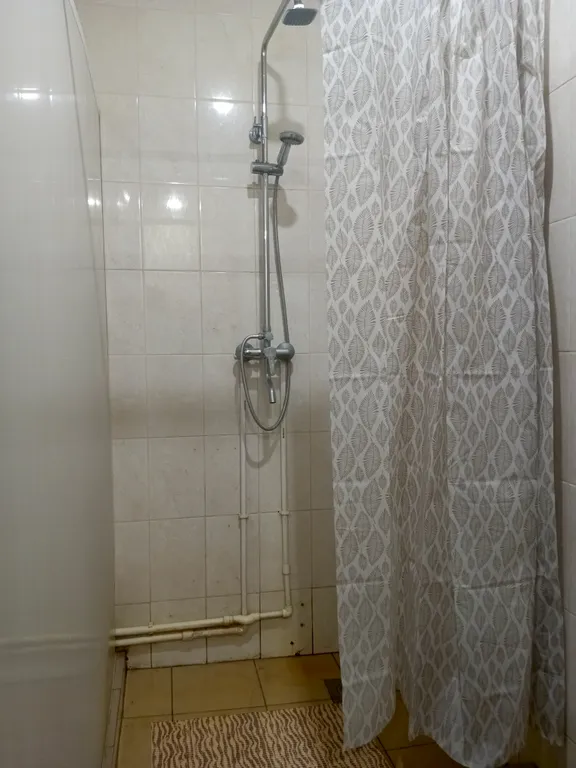 Большой 2х этажный  вместительный дом 270кв.м