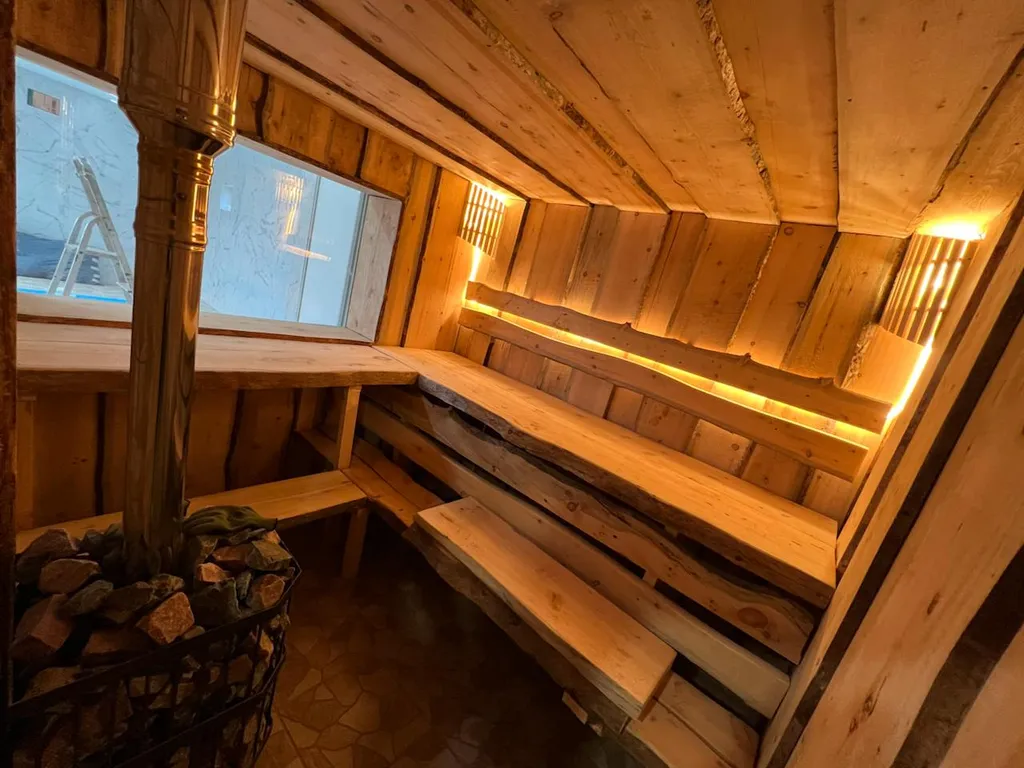 Дизайнерский коттедж из сруба