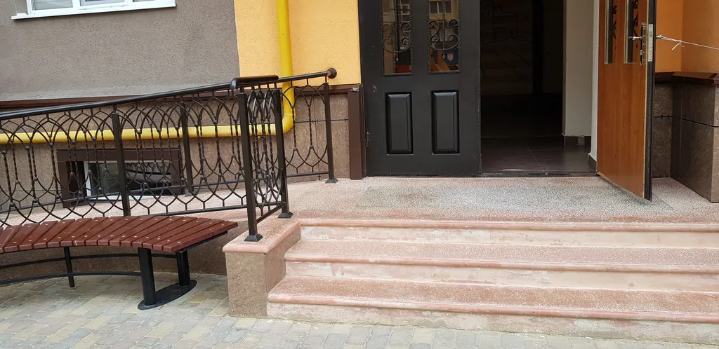 Студия светлая и уютная