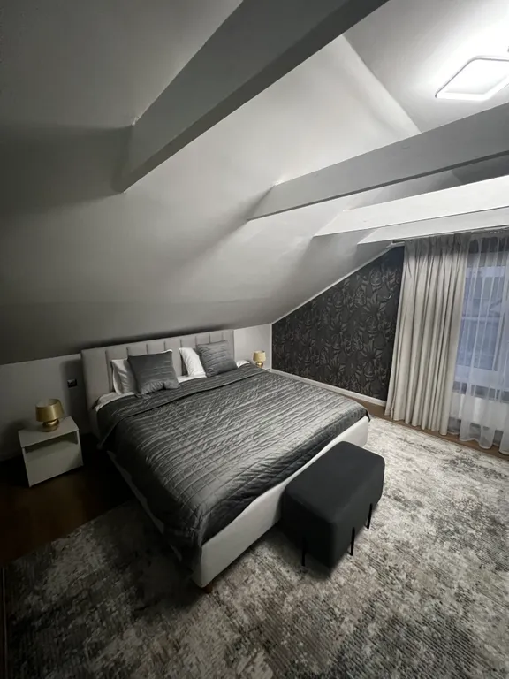 Частный жилой дом