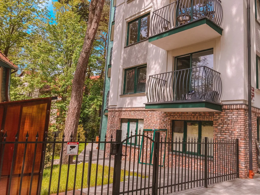 Квартира Квартира Сан Сити 12 в центре города с отдельным входом — Светлогорск