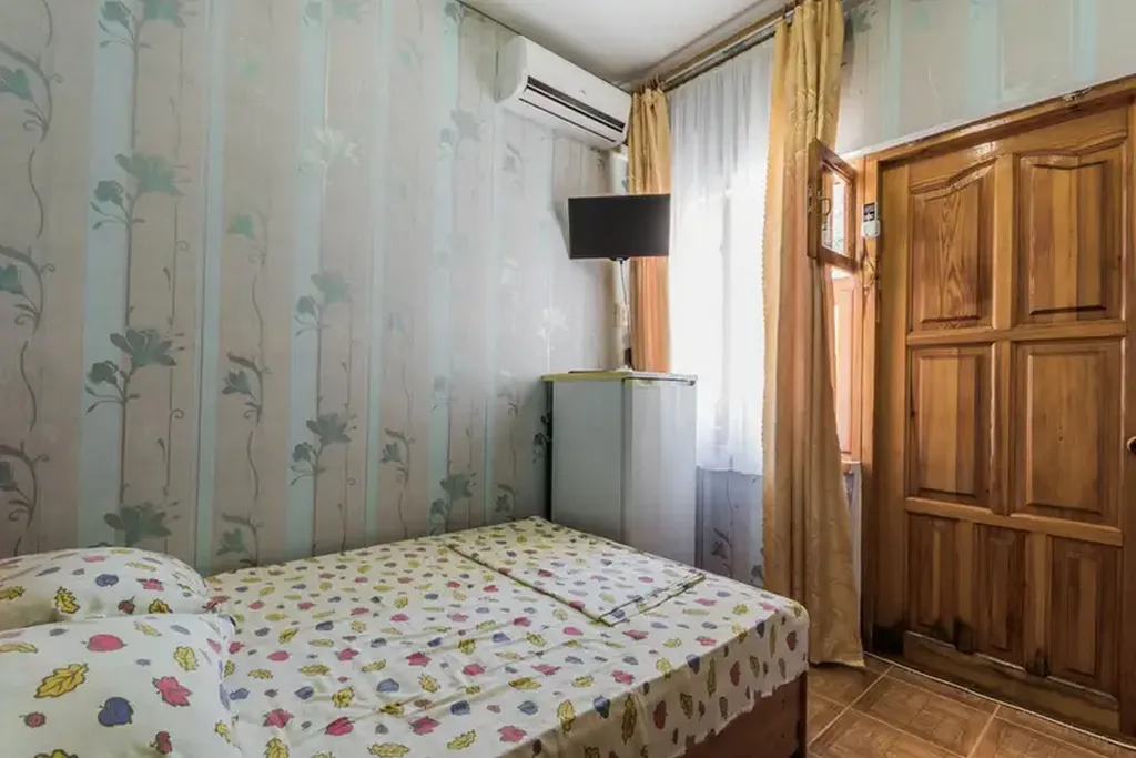 Квартира Комната — аренда посуточно в Лоо