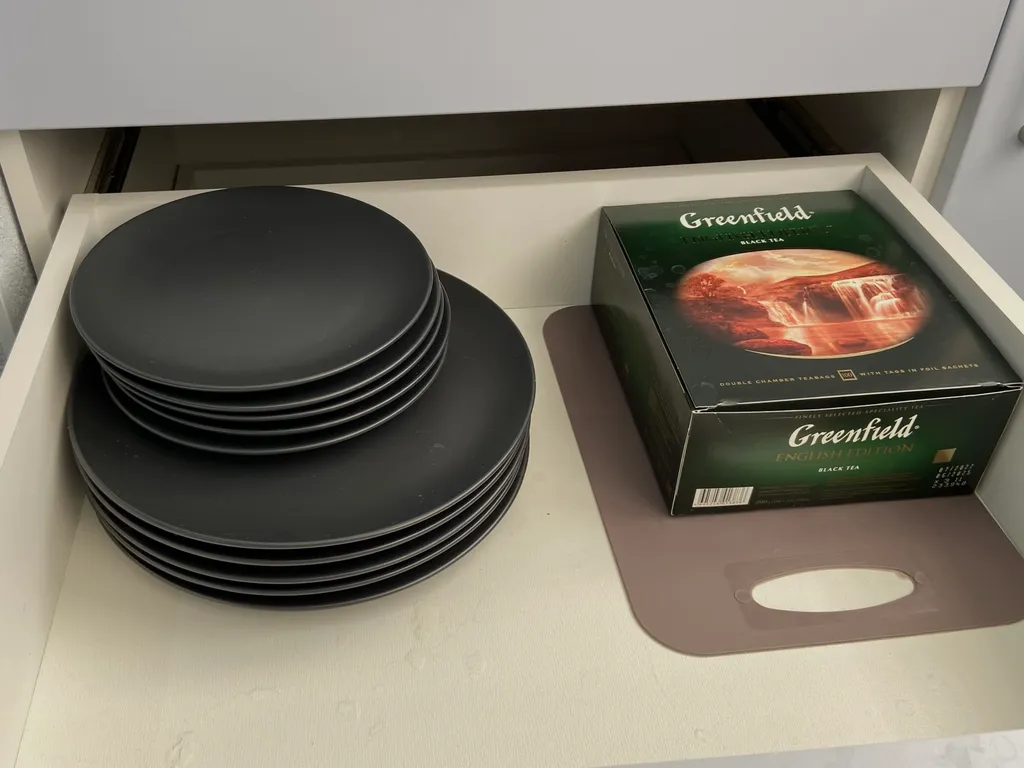 Квартира Квартира Стильная евродвушка в центре города — Элиста