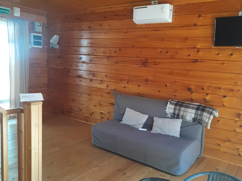 Коттедж сруб из сибирского кедра на 6 человек