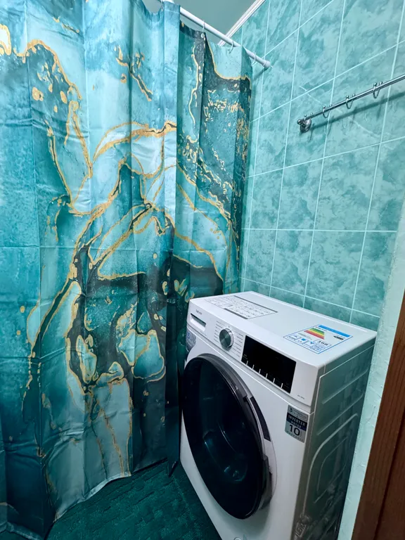 Уютная двухкомнатная квартира с видом на горы