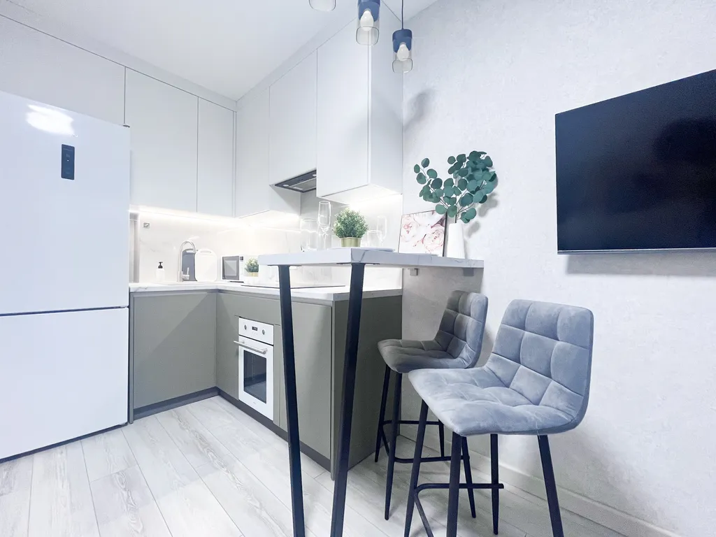 Прекрасная студия с лоджией