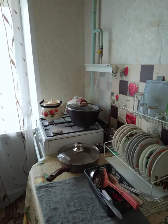 Уютная двухкомнатная квартира в центре города. Балкон застеклён