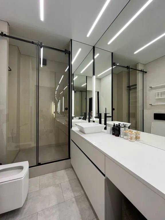 С видом на Китай и дизайнерским ремонтом