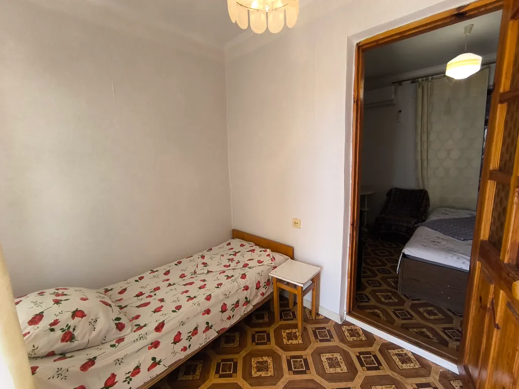 Трёхместный номер с кондиционером, TV