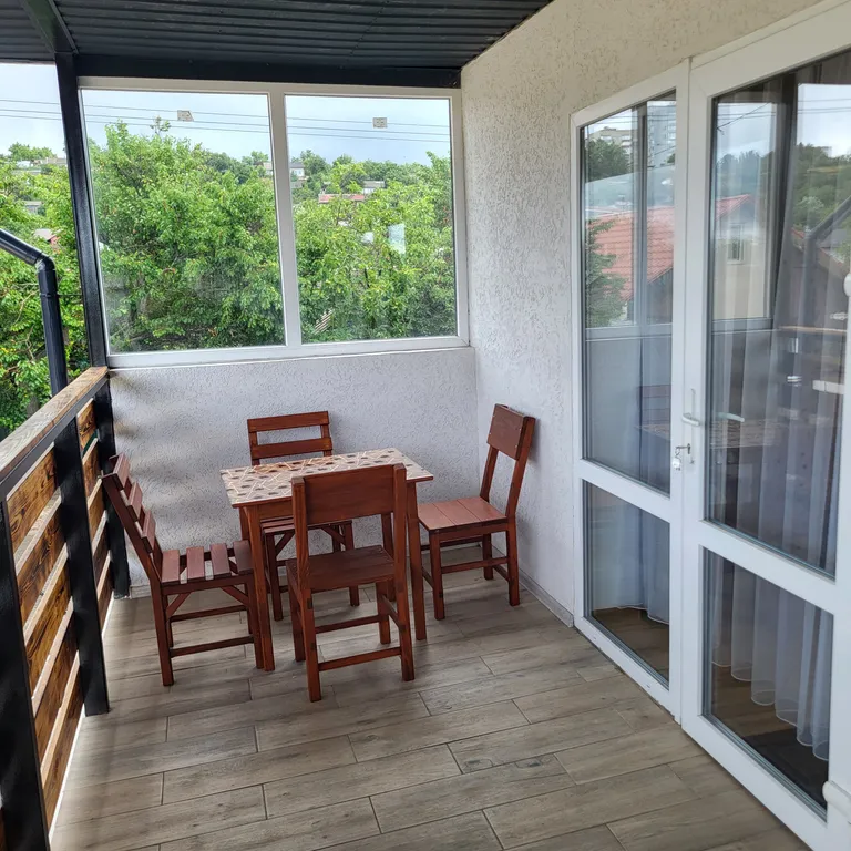 Квартира №21 2-х комнатный номер на втором этаже, есть все — аренда посуточно в Бердянск