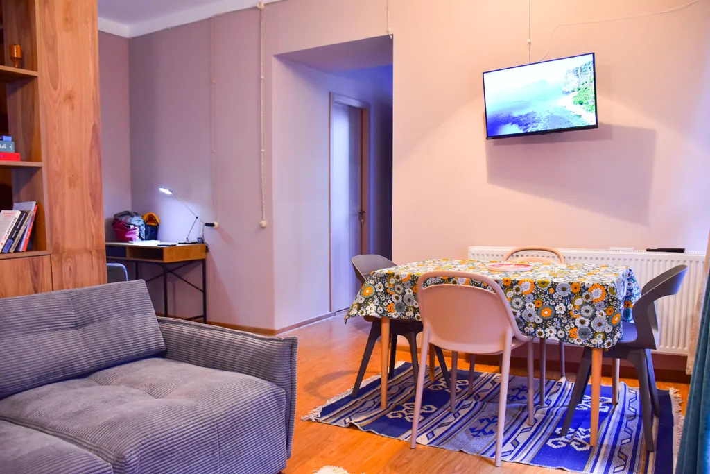 Дом Библиотекаря с Балконом