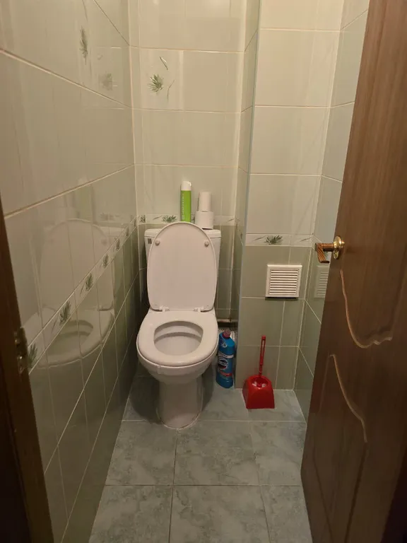 Двухкомнатная квартира класса люкс с балконом в центре города