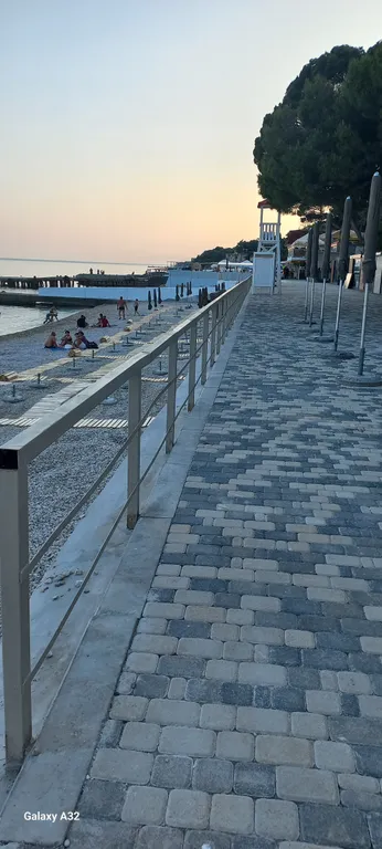 Частный дом с территорией