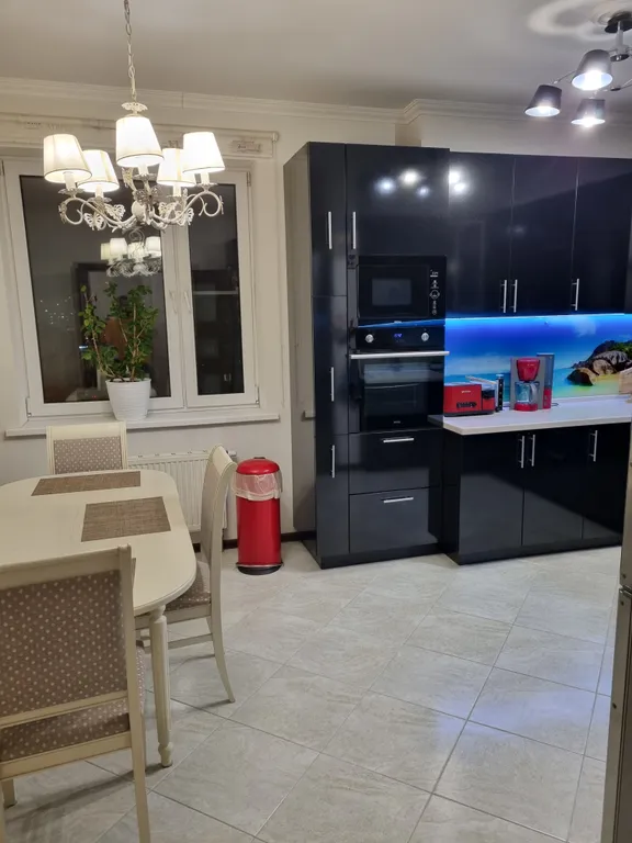 Квартира Квартира Большая трешка в двух минутах от метро — Москва