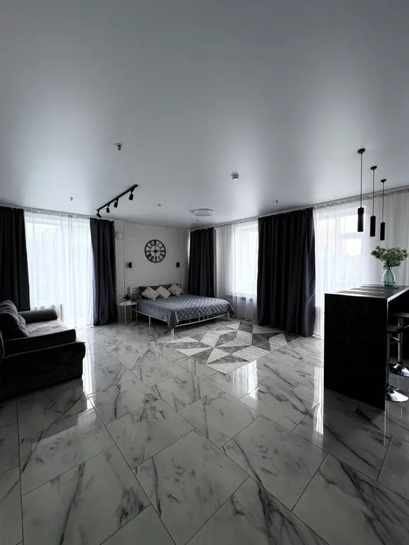 Просторные апартаменты на набережной