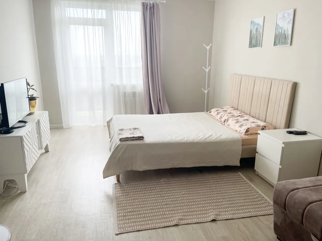 Квартира с современным ремонтом в светлых тонах