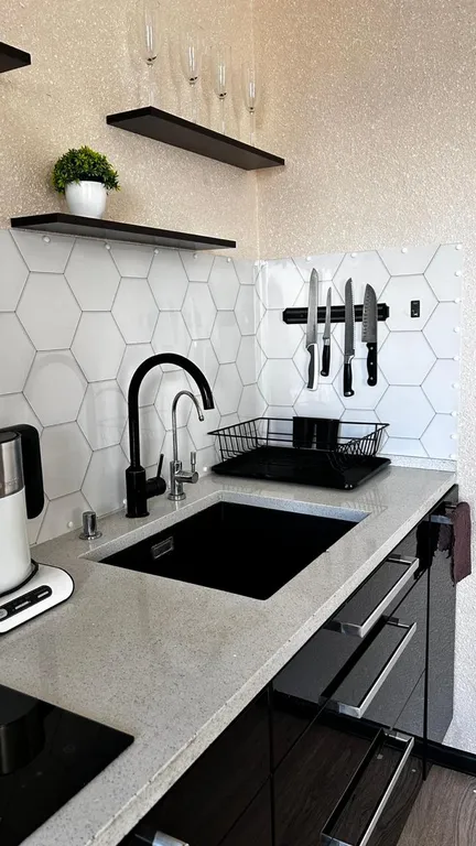 Уютная просторная студия в элитном районе