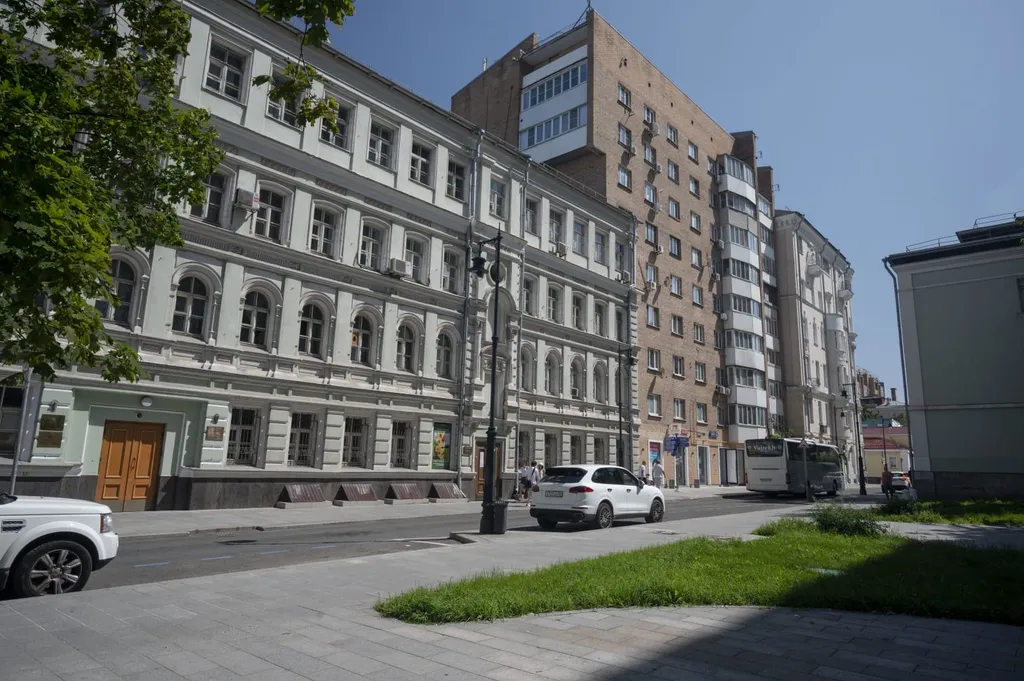Квартира Квартира на Арбате с видом на МИД — Москва