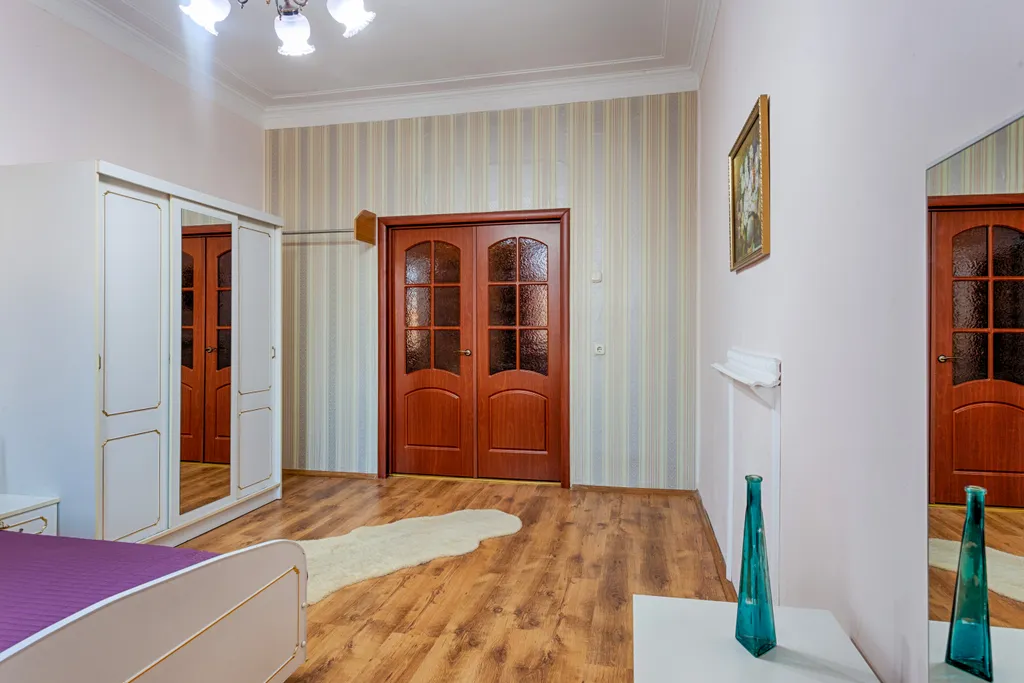 Квартира Просторная двушка у вокзала — Минск