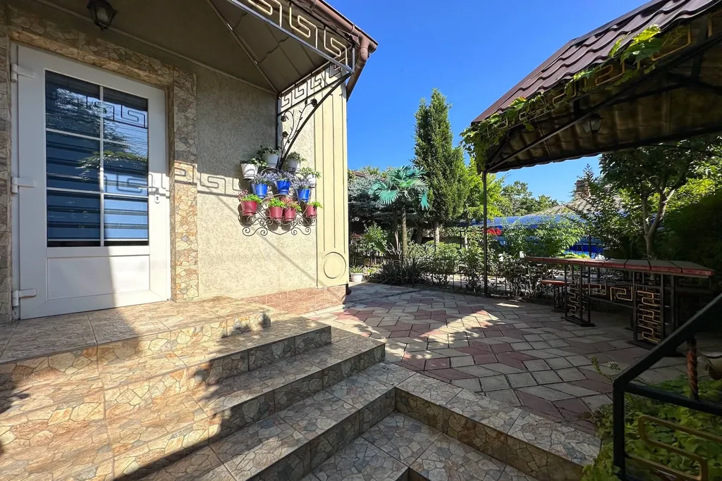 4-комнатный Дом