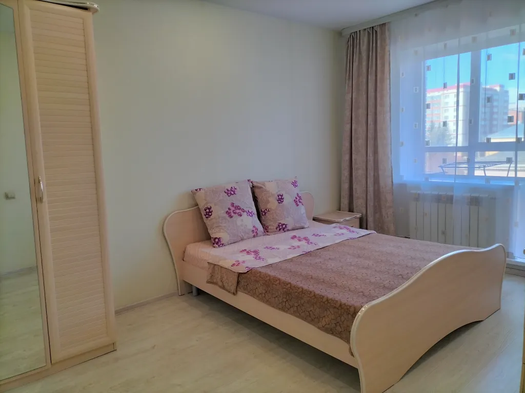 Однокомнатная на К. Маркса 11