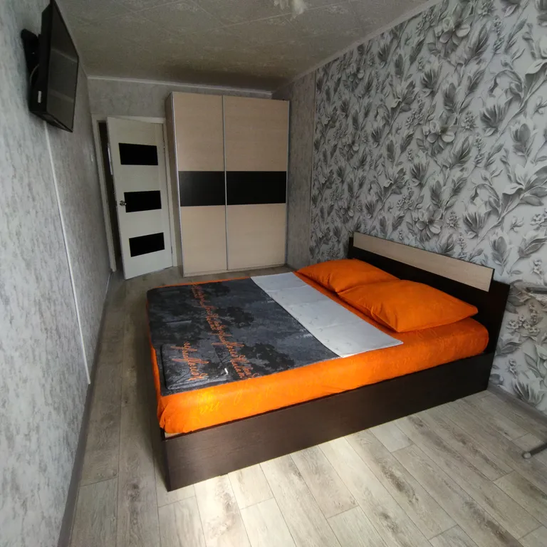 Квартира рядом с трассой. Тихий двор, Чистота, Уют, Комфорт!