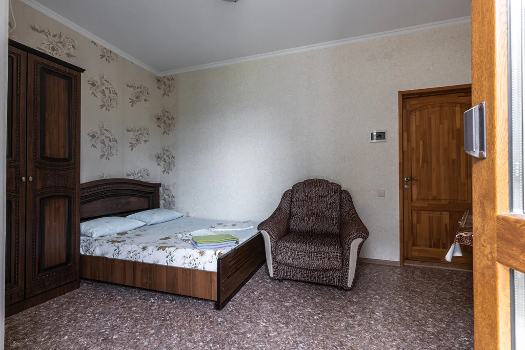 Квартира Комната — аренда посуточно в Небуг