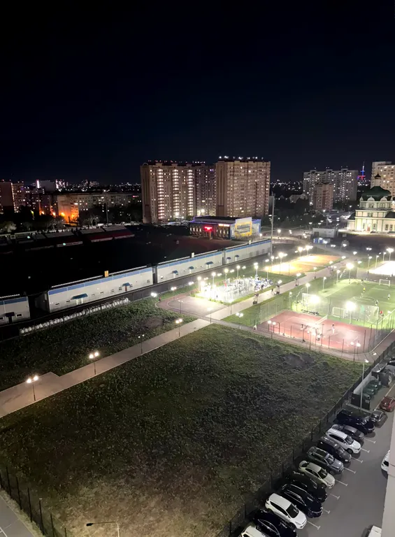 Квартира с огромной кухней-гостиной