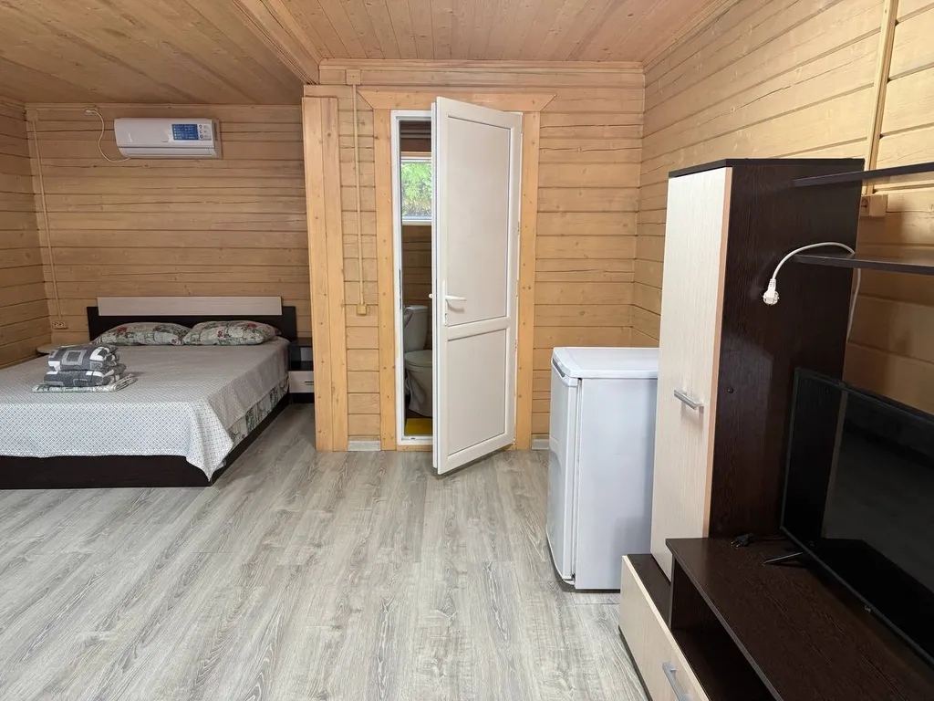 Коттедж "Лесные домики"в горах у моря