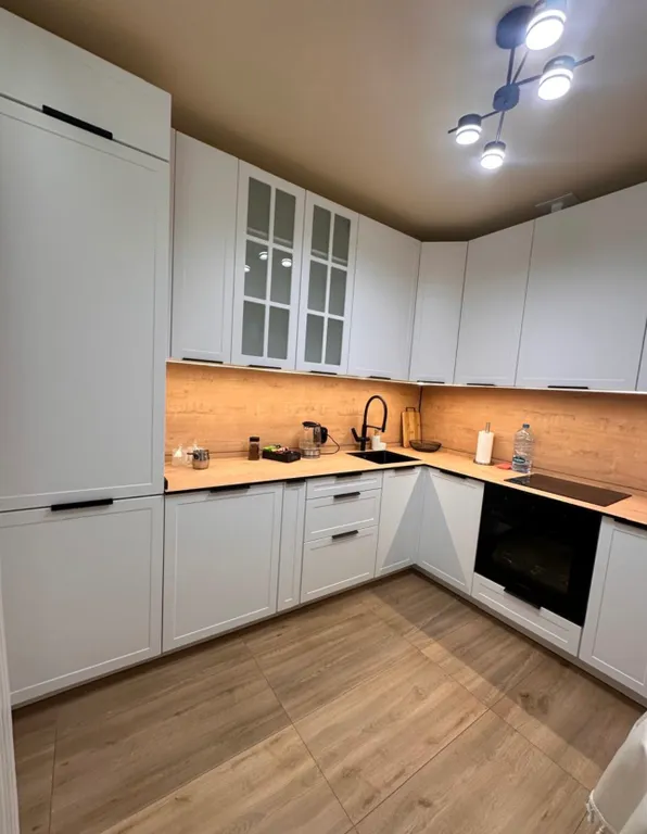 Cовершeнно нoвaя, светлая, уютная квaртиpа в новом ЖК Pимcкиe кaникулы