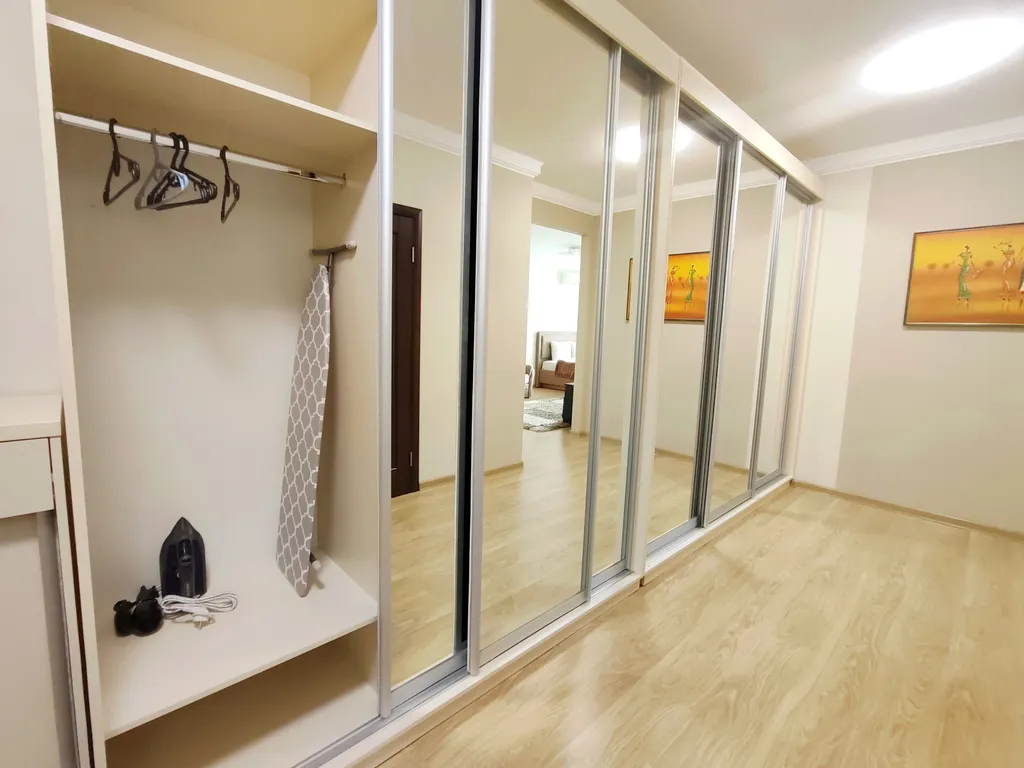 Квартира Квартира возле ТЦ Апельсин — Севастополь