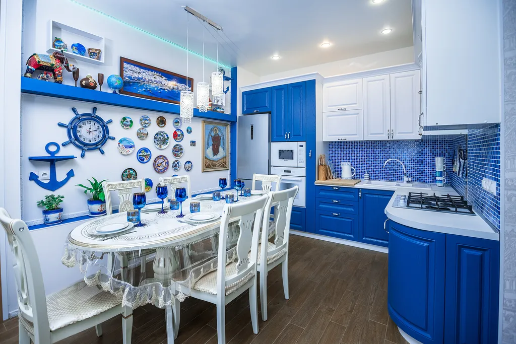 Большая евродвушка на берегу открытого моря