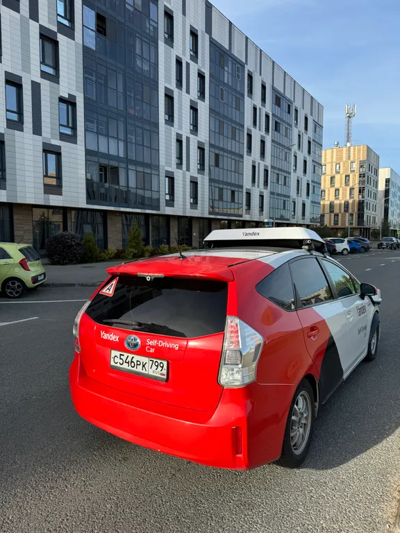 Уютная квартира с панорамными окнами в центре Иннополиса