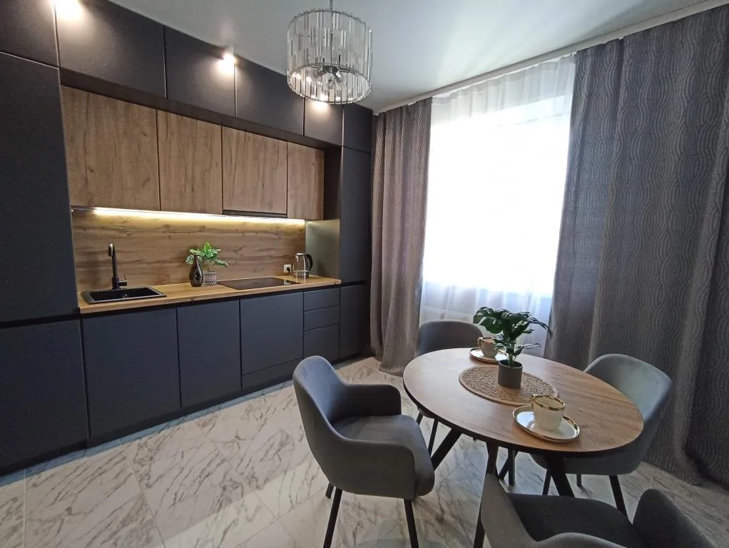 Стильная квартира в центре города в жк григ