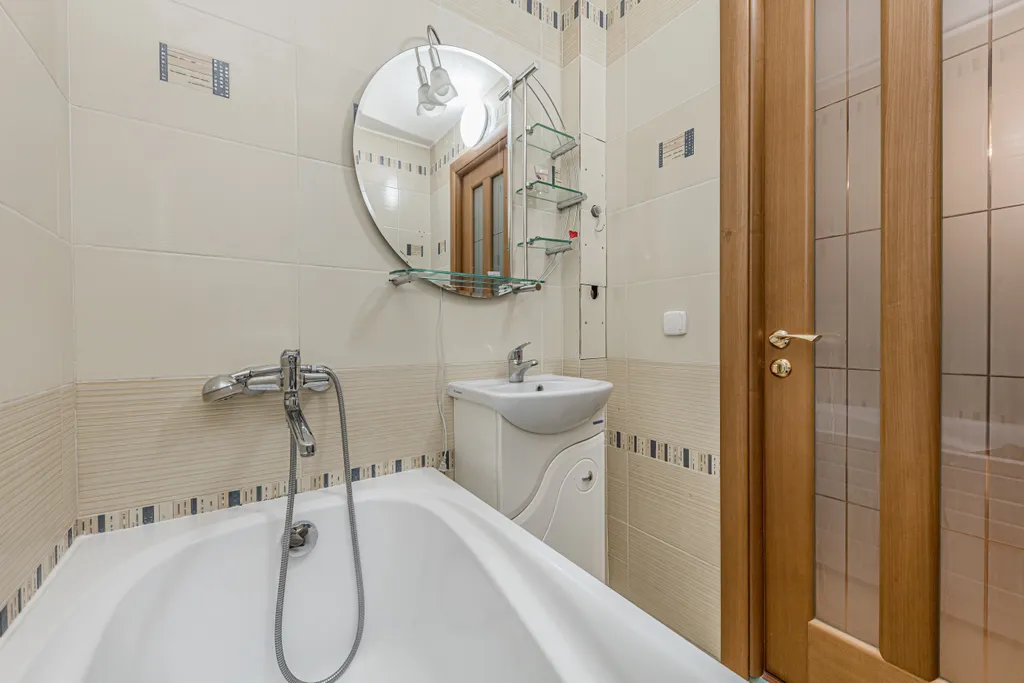 3-комнатная ближе к центру уютная большая квартира