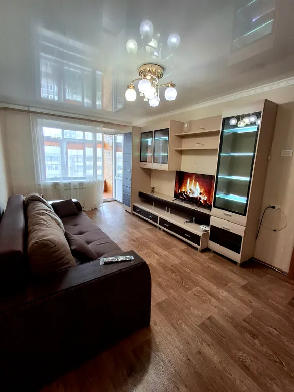 Двухкомнатная квартира близ Арены — аренда посуточно в Магнитогорск