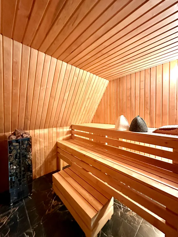 Вип шале с джакузи и сауной 14 км от Минска