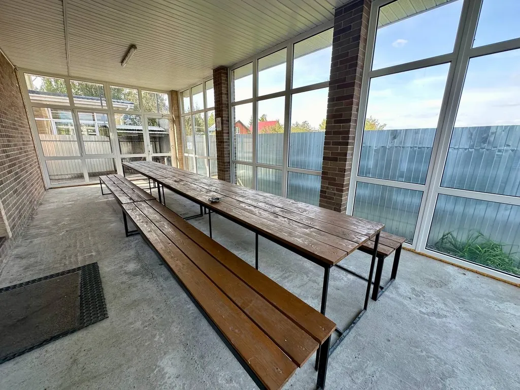 Свежий дом в черте города