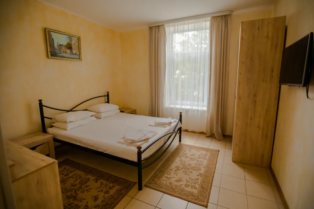 Двухкомнатный номер с выходом к бассейну