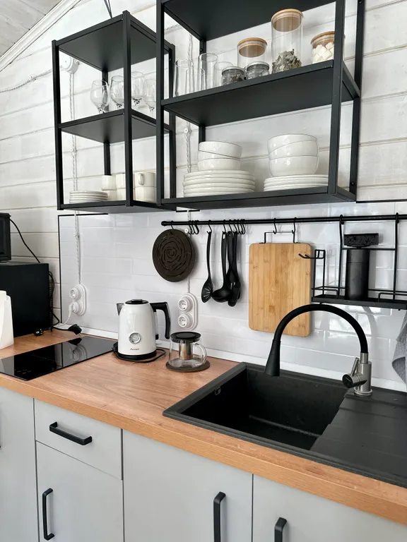 Коттедж Коттедж Уютный барнхаус с большими панорамными окнами — Архыз