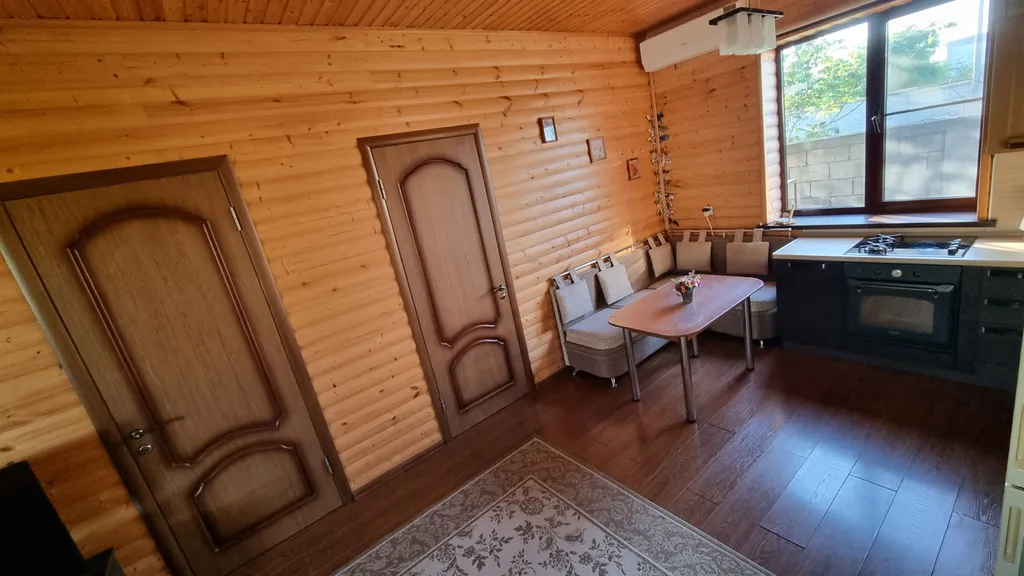 Уютный дом у моря