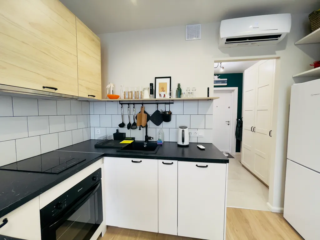 Прекрасная стильная студия