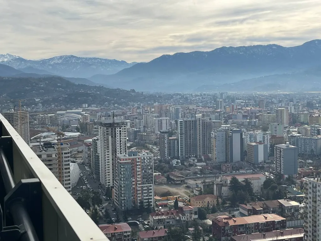 Апартаменты у моря с шикарным видом в Апарт-Отеле Orbi City