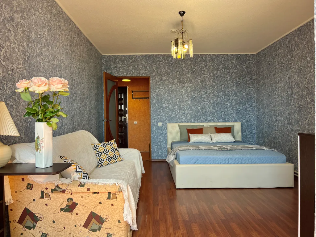 1-комнатная квартира в центре не берем оплату за уборку