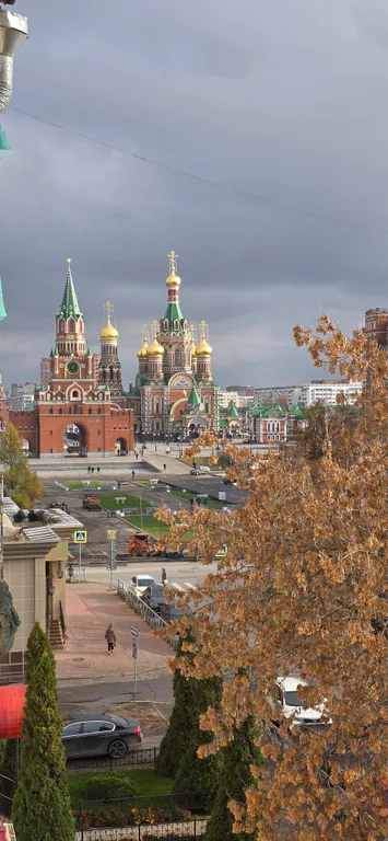 Видовая сталинка в историческом центре