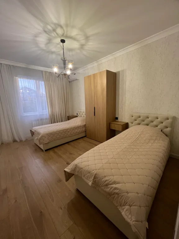 Красивый коттедж в центре города