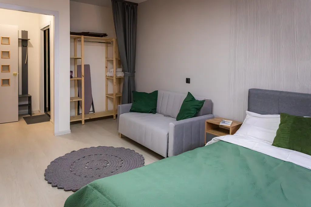 Уютная студия с видом на сосны