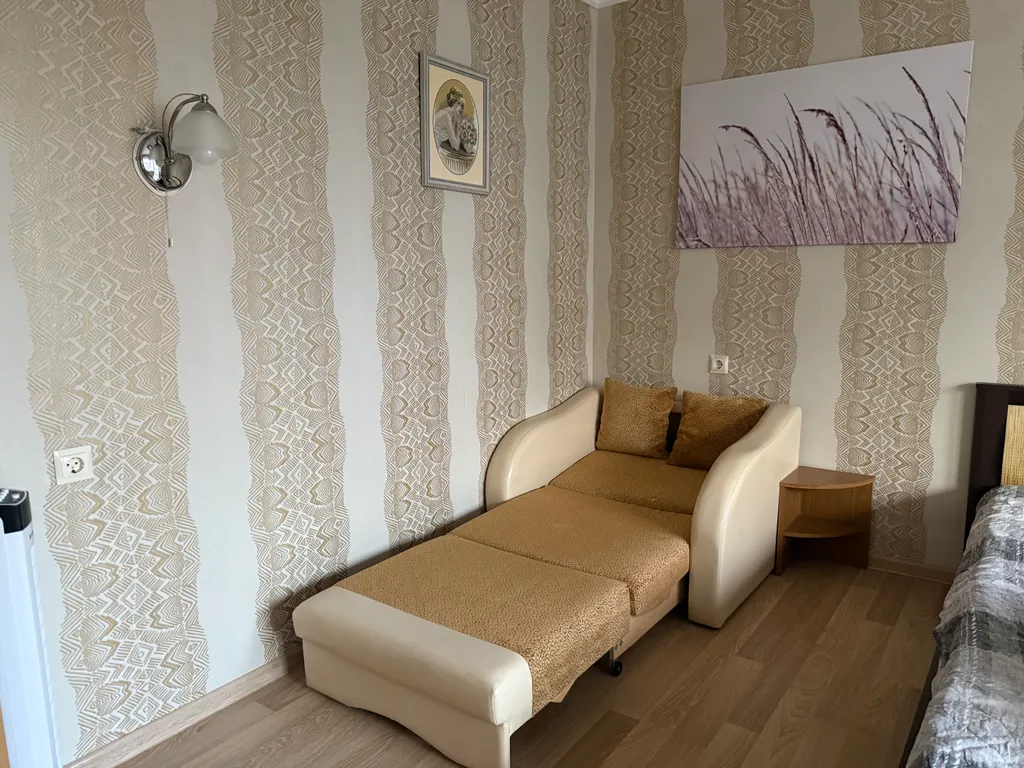 Уютная квартира в тихом районе курортного города