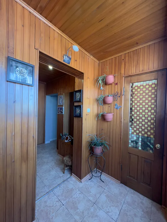 Трёхкомнатная квартира в центре на 9 этаже